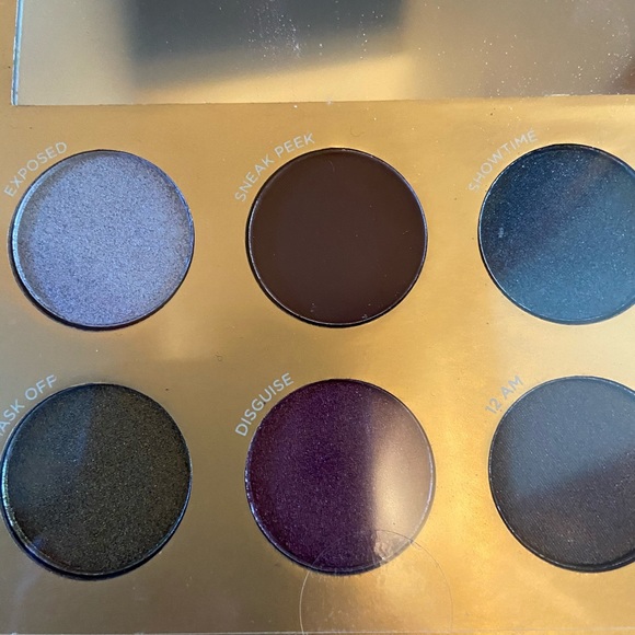 PUR Midnight Masquerade Face Pallet - Picture 5 of 5